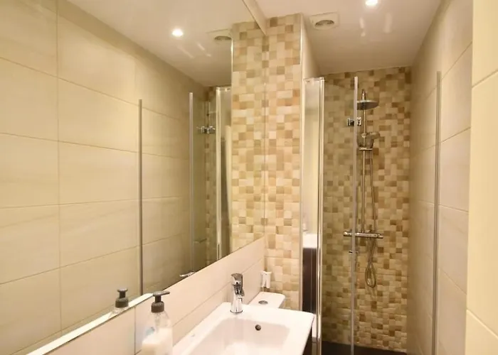 Con Garaje En El Centro Gijón